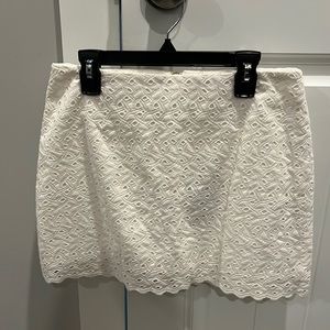 White Lilly Pulitzer mini shirt. Size 00 worn once.